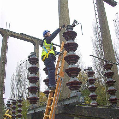 Ladder Restraint and Fall Arrest Safety System