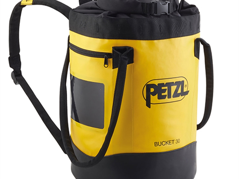 Petzl Bucket 30 Medium-capacity freestanding bag - Yellow